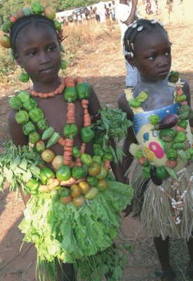 Crianas da Guin-Bissau. Foto NA MITI P NA BULA
