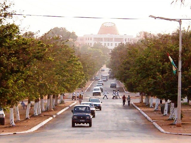 AV. FRANCISCO MENDES EM BISSAU