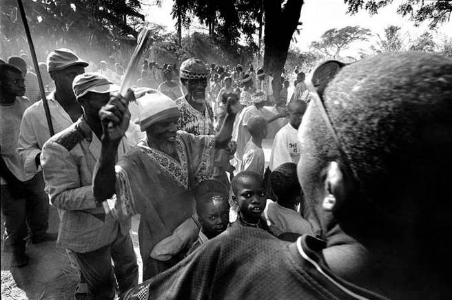 Elia, Janeiro de 2005, cerimnia do fanado. Foto de Ernst Schade