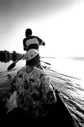 Rio Cacheu, Janeiro de 2005, prximo de Farim. Foto de Ernst Schade