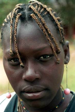 Cabed, Janeiro de 2006, Binta, 17 anos. Foto de Ernst Schade